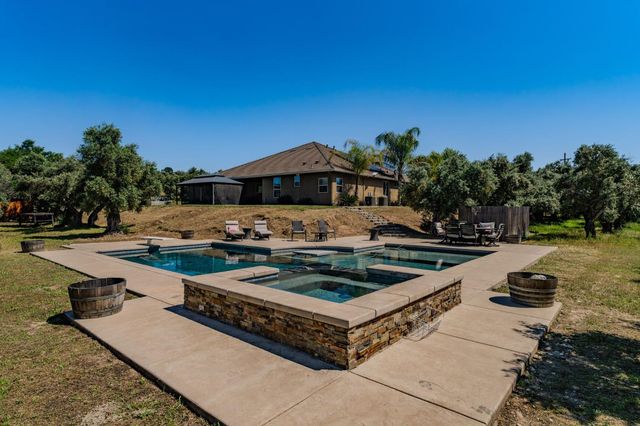5250 W Lake Rd, Valley Springs, CA 95252