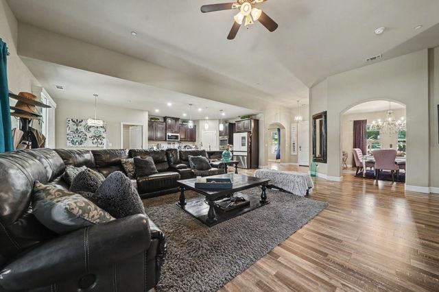 5250 W Lake Rd, Valley Springs, CA 95252