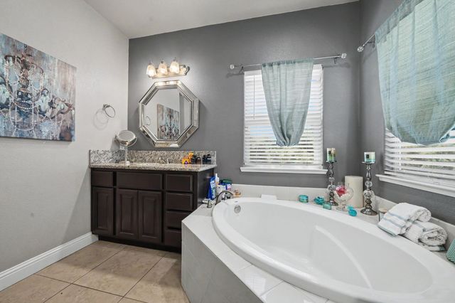 5250 W Lake Rd, Valley Springs, CA 95252