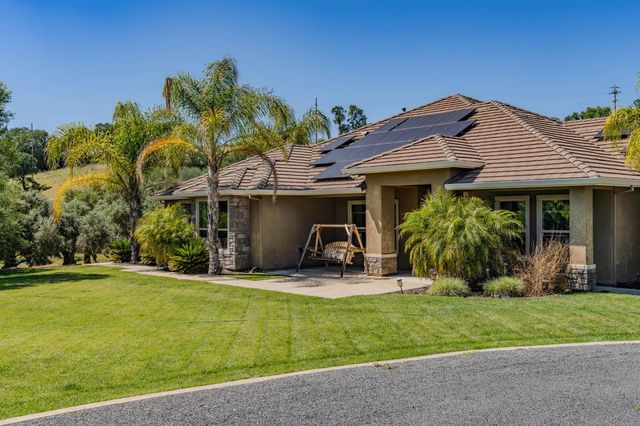 5250 W Lake Rd, Valley Springs, CA 95252