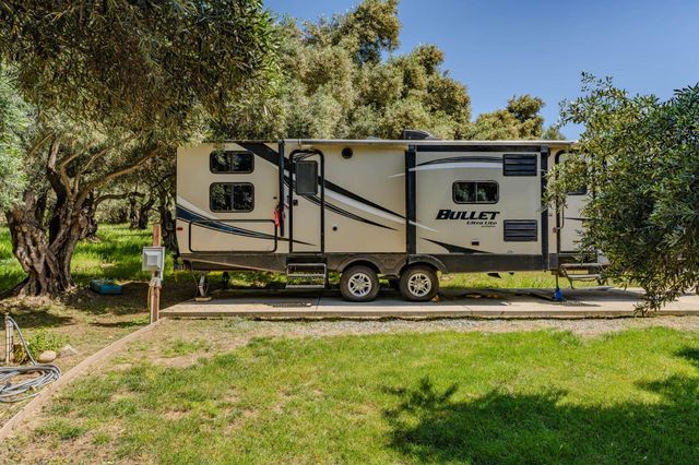 5250 W Lake Rd, Valley Springs, CA 95252