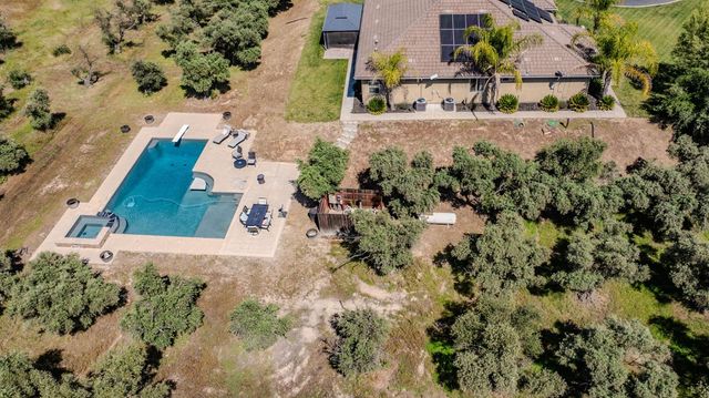 5250 W Lake Rd, Valley Springs, CA 95252