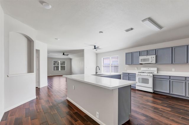 2822 Foster Hill Drive, Kingwood, TX 77345