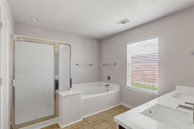 2822 Foster Hill Drive, Kingwood, TX 77345