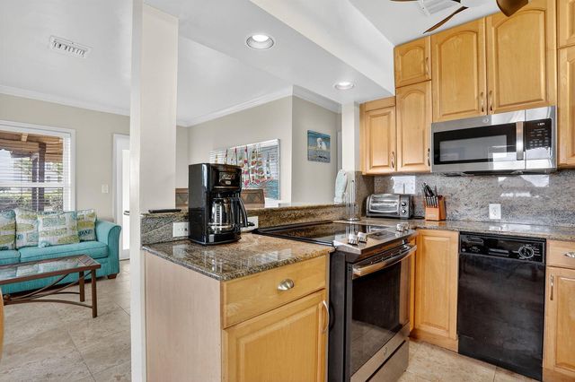 1225 Hillsboro Mile B2, Hillsboro Beach, FL 33062