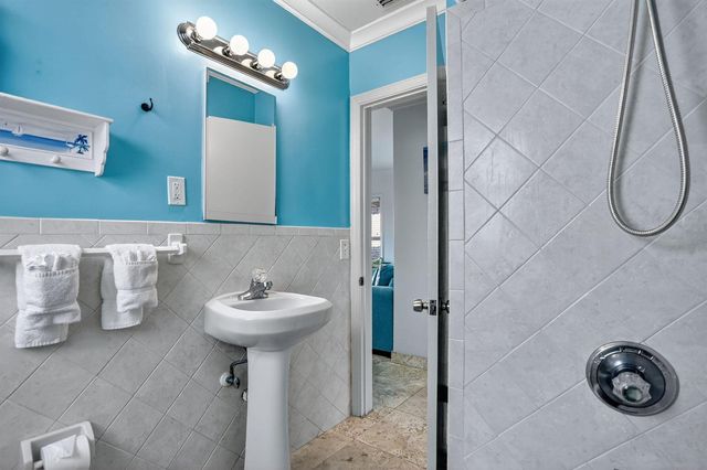 1225 Hillsboro Mile B2, Hillsboro Beach, FL 33062