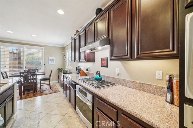 7543 Summer Day Drive, Corona, CA 92883