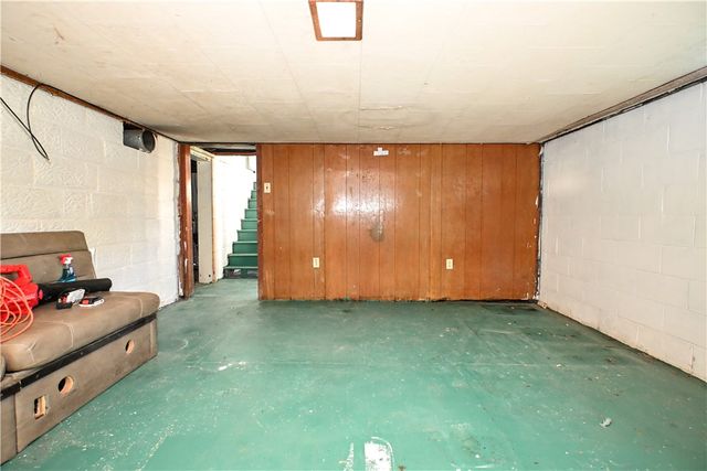 620 Eleanor Ave, Scottdale, PA 15683