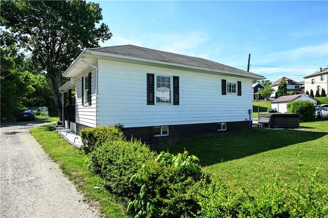 620 Eleanor Ave, Scottdale, PA 15683