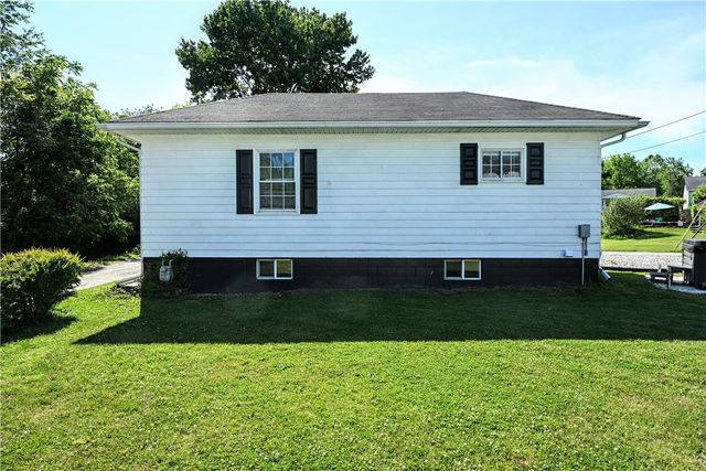 620 Eleanor Ave, Scottdale, PA 15683