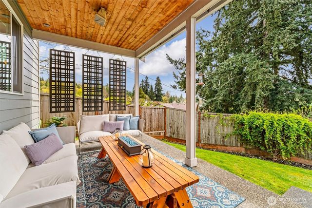 10168 33rd Place NE, Lake Stevens, WA 98258