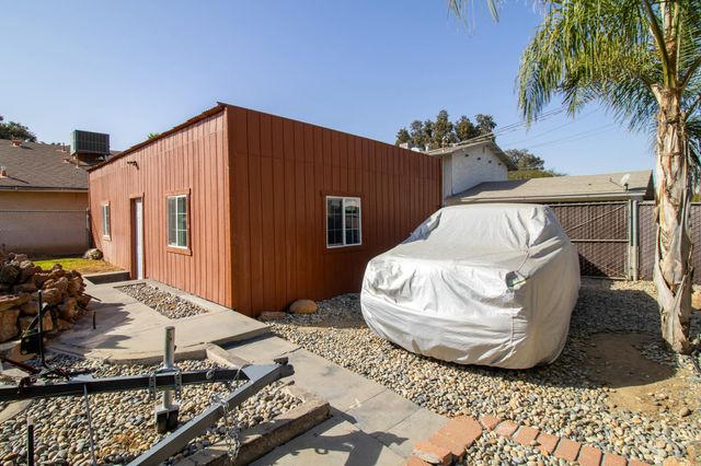 459 N El Granito Street, Porterville, CA 93257