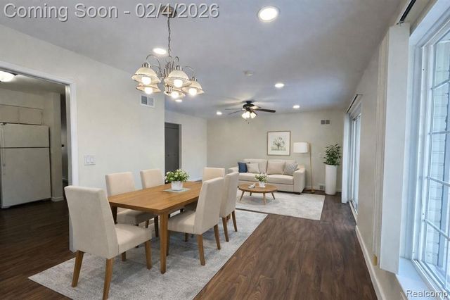 1935 Axtell Drive 3, Troy, MI 48084