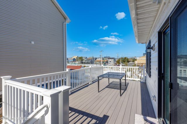 155 W Atlantic Way, Lavallette, NJ 08735