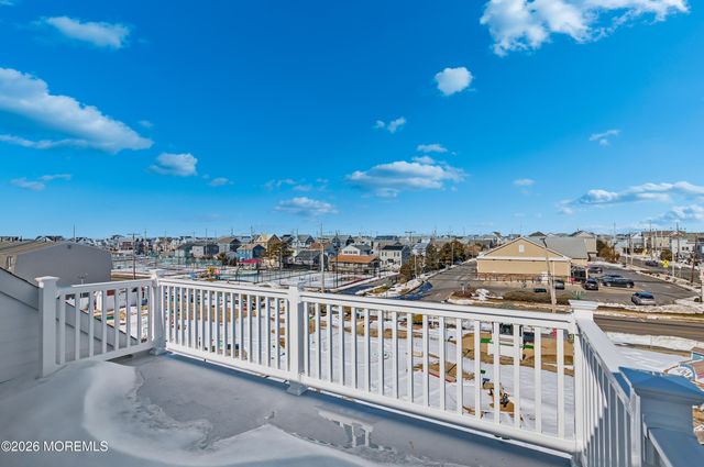 155 W Atlantic Way, Lavallette, NJ 08735