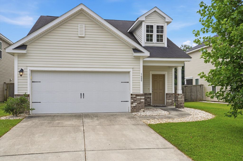 1689 Eider Down Drive, Summerville, SC 29483