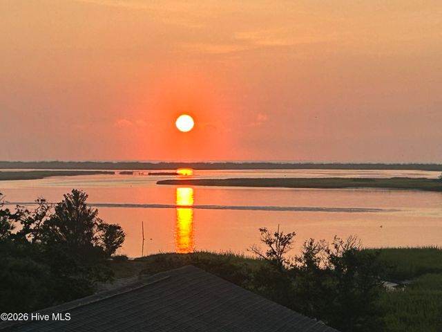 531 E Seaview Road, Wilmington, NC 28409