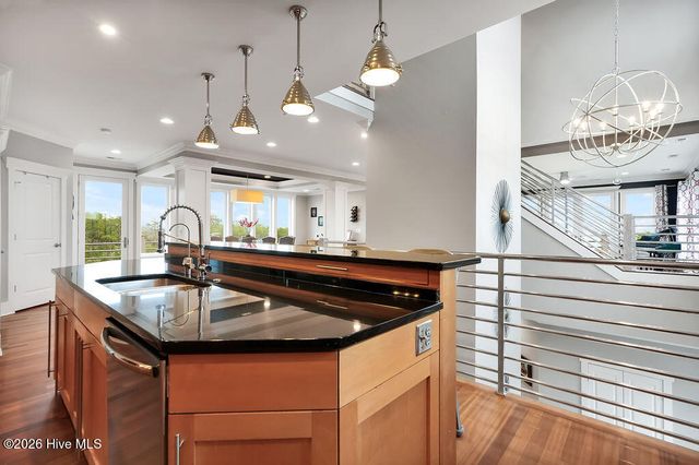 531 E Seaview Road, Wilmington, NC 28409