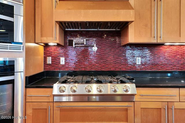 531 E Seaview Road, Wilmington, NC 28409