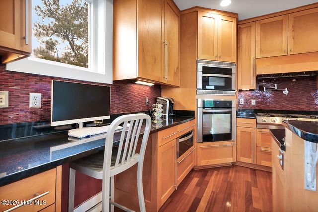 531 E Seaview Road, Wilmington, NC 28409