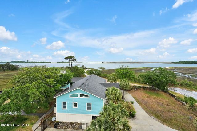 531 E Seaview Road, Wilmington, NC 28409