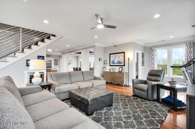 531 E Seaview Road, Wilmington, NC 28409