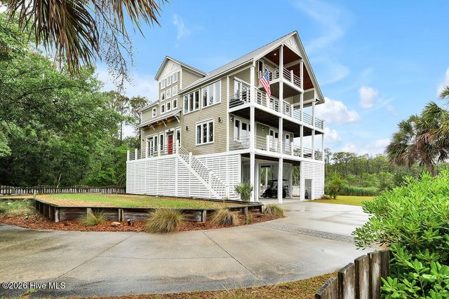 531 E Seaview Road, Wilmington, NC 28409