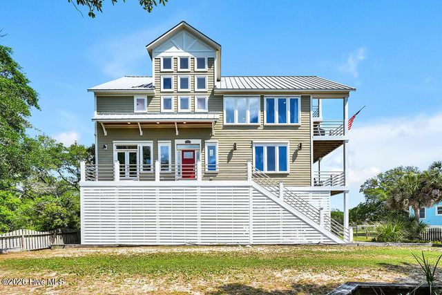 531 E Seaview Road, Wilmington, NC 28409