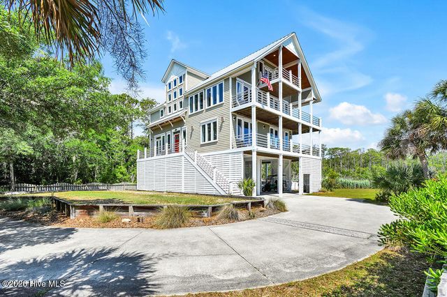 531 E Seaview Road, Wilmington, NC 28409