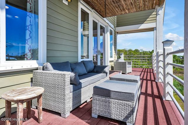 531 E Seaview Road, Wilmington, NC 28409