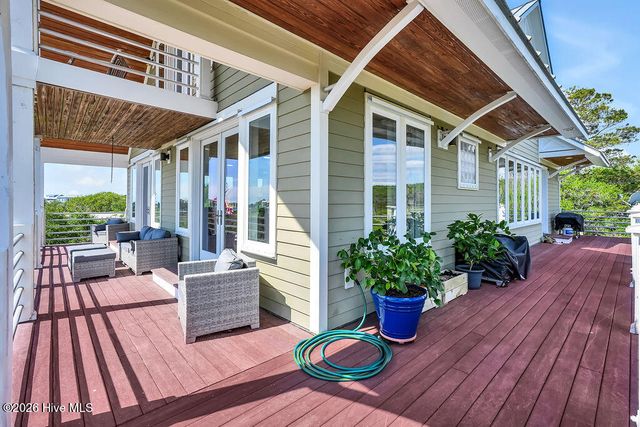531 E Seaview Road, Wilmington, NC 28409