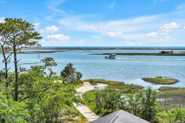 531 E Seaview Road, Wilmington, NC 28409