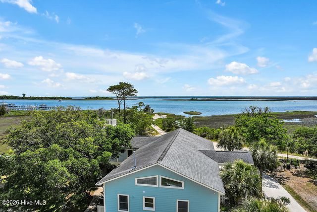 531 E Seaview Road, Wilmington, NC 28409
