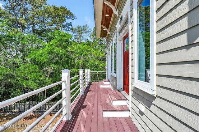 531 E Seaview Road, Wilmington, NC 28409