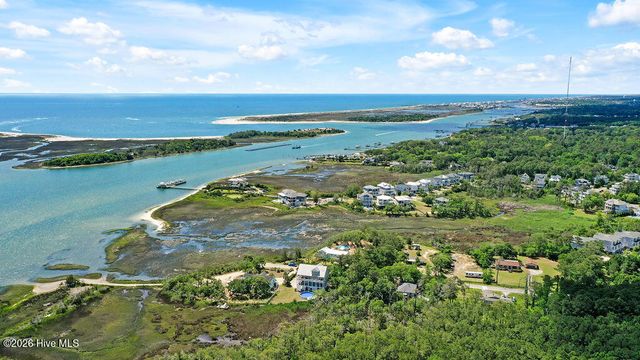 531 E Seaview Road, Wilmington, NC 28409