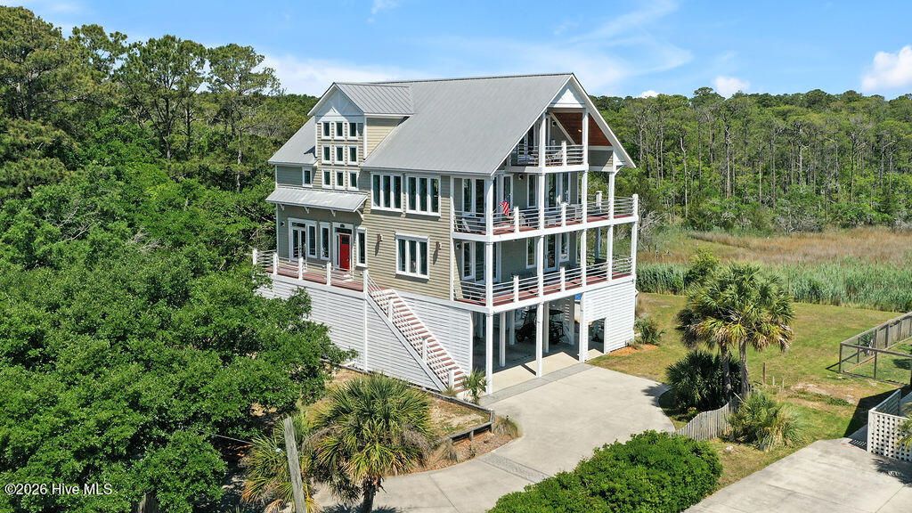 531 E Seaview Road, Wilmington, NC 28409
