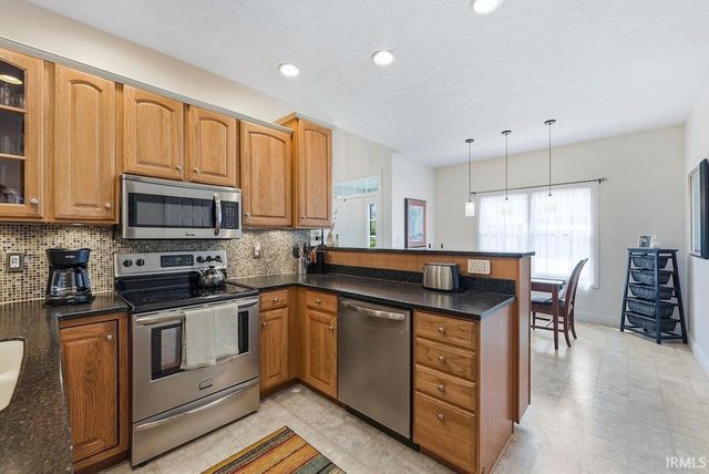 4200 W Windy Meadows Court, Muncie, IN 47304
