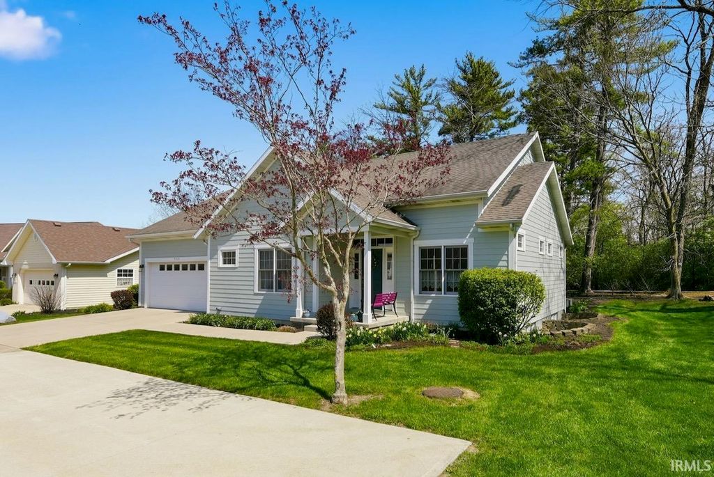 4200 W Windy Meadows Court, Muncie, IN 47304