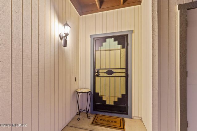 1212 W Calle Alcazar, Green Valley, AZ 85622