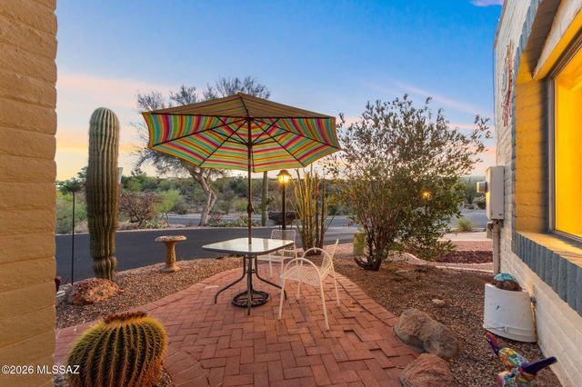 1212 W Calle Alcazar, Green Valley, AZ 85622