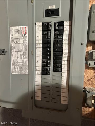 2394 Janice Drive, Southington, OH 44470