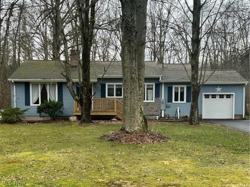 2394 Janice Drive, Southington, OH 44470