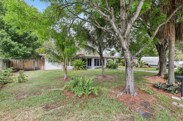1115 NW 7th Ave, Fort Lauderdale, FL 33311