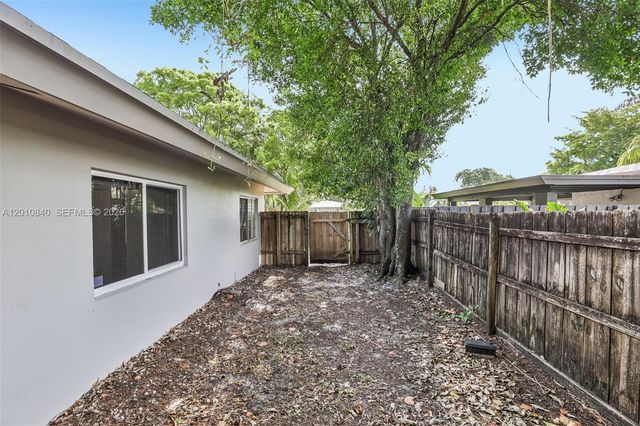 1115 NW 7th Ave, Fort Lauderdale, FL 33311