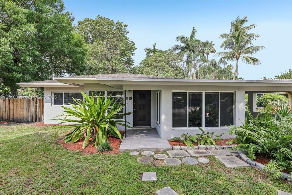 1115 NW 7th Ave, Fort Lauderdale, FL 33311