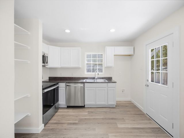 6933 Hatch Road, Lake Worth, TX 76135