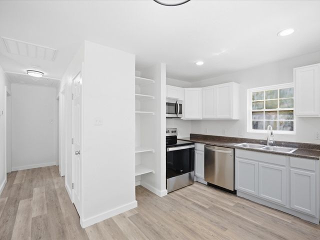 6933 Hatch Road, Lake Worth, TX 76135