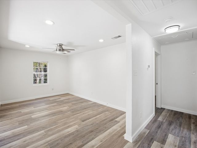 6933 Hatch Road, Lake Worth, TX 76135