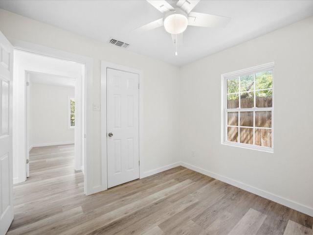 6933 Hatch Road, Lake Worth, TX 76135