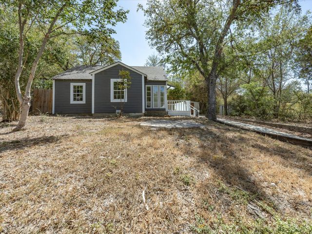 6933 Hatch Road, Lake Worth, TX 76135